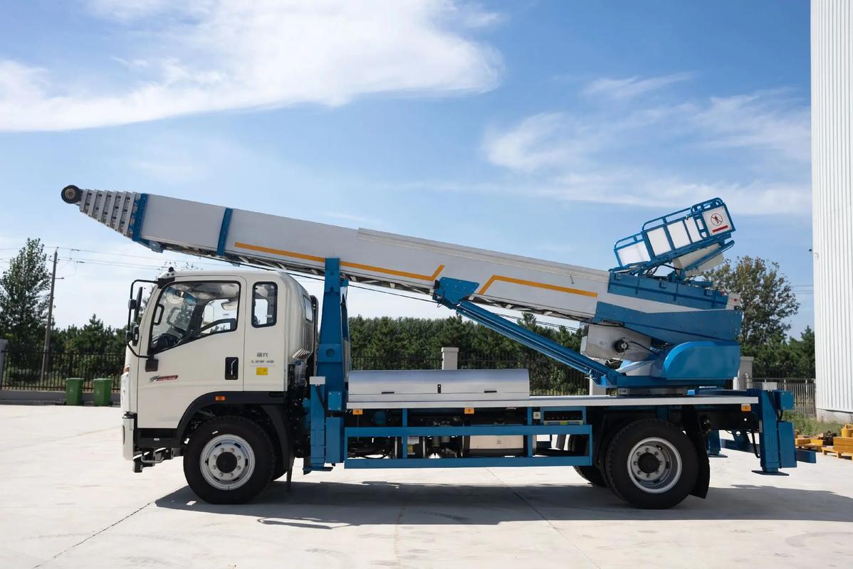 婺源县云梯上料车租赁费用